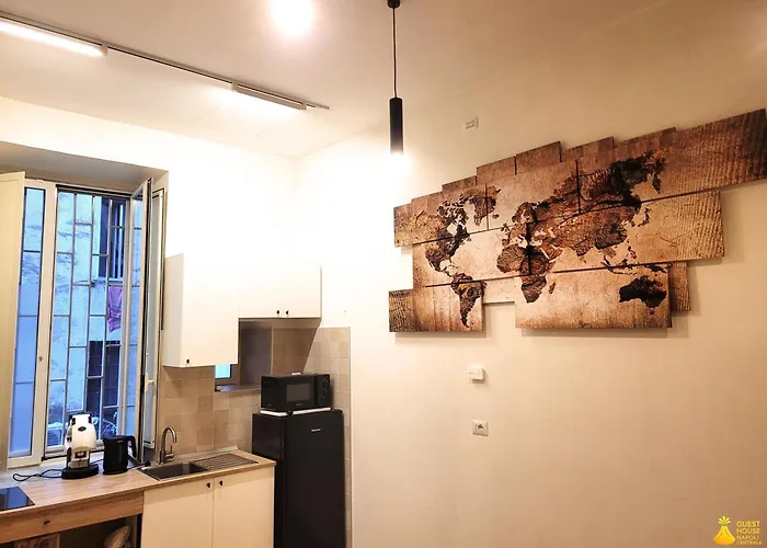 Guest House Napoli Centrale Maison d'hôtes 4*