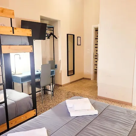 Pensión Guest House Napoli Centrale Nápoles