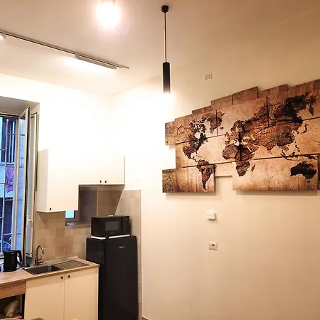 Guest House Napoli Centrale Πανσιόν 4*